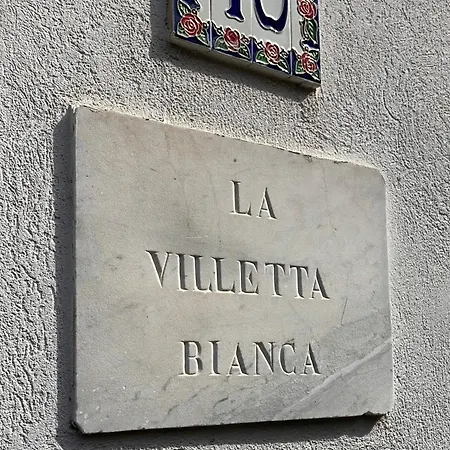 Sul Lungomare Piccolo Nido D'amore Apartment *